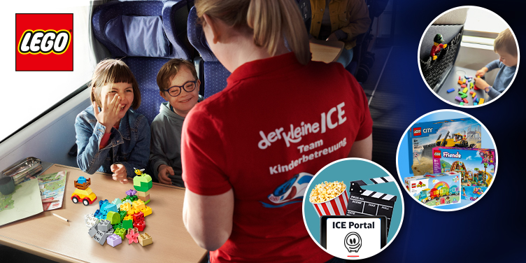 Kinder spielen Lego im Zug. Kinderbetreuerin schaut zu. AM Bildrand Gewinnpakete