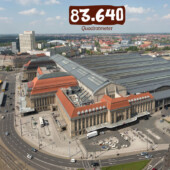 Blick auf den Leipziger Hauptbahnhof, dessen Dach eine Fläche von 83.640 Quadratmetern überspannt.
