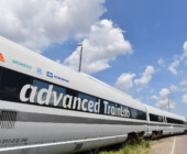 Deutsche Bahn AG / Oliver Lang ICE mit Sonderlackierung grauer Streifen